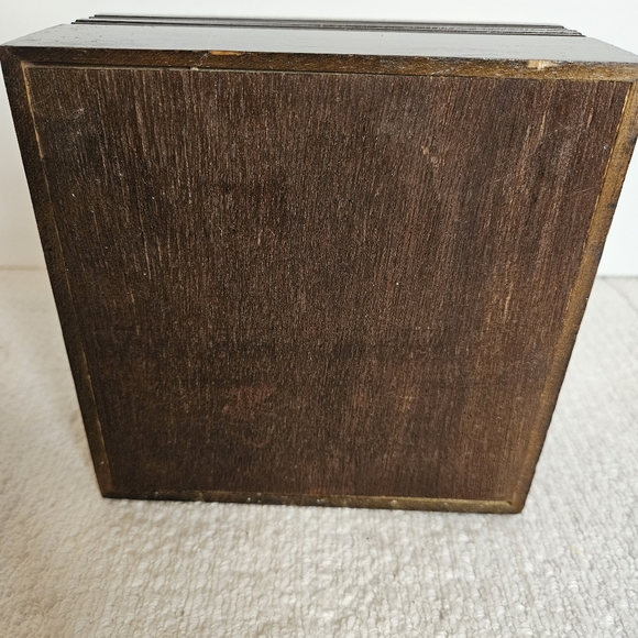 Vintage Holly Hobbie Tile Top Jewelry Trinket Box Red Felt Divided Insert - Picture 6 of 9